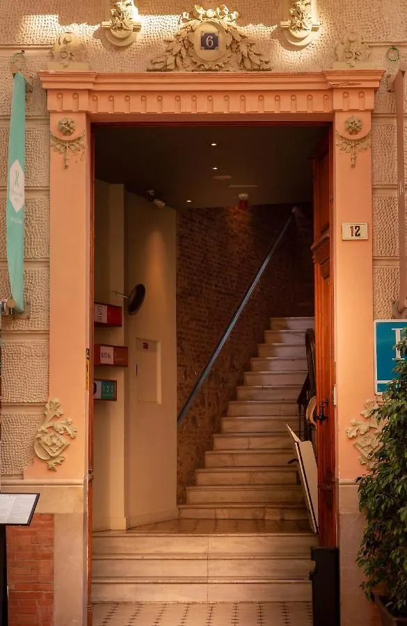 Alcazaba Premium Hostel Malaga