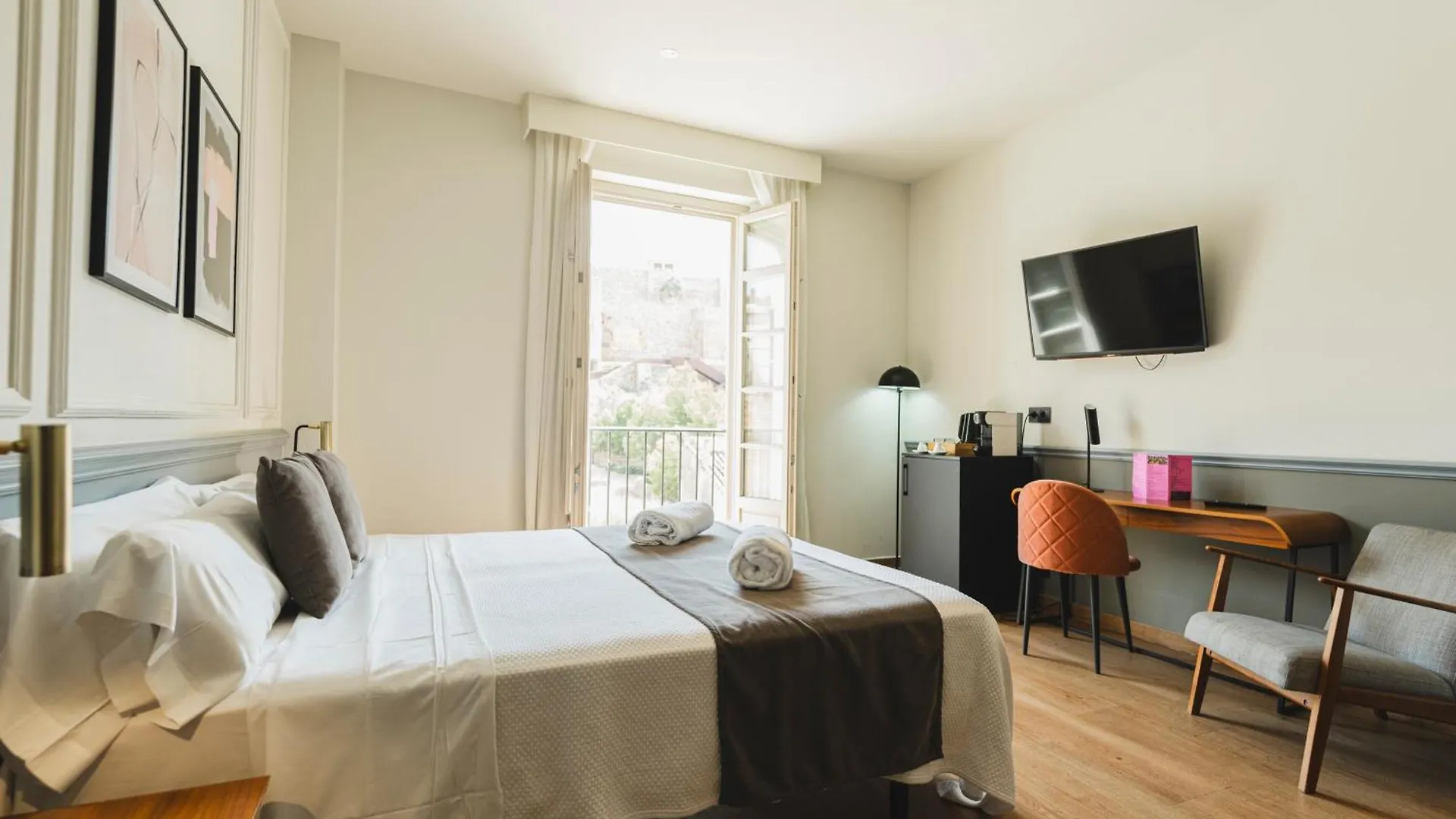 Alcazaba Premium Hostel Malaga 2*,