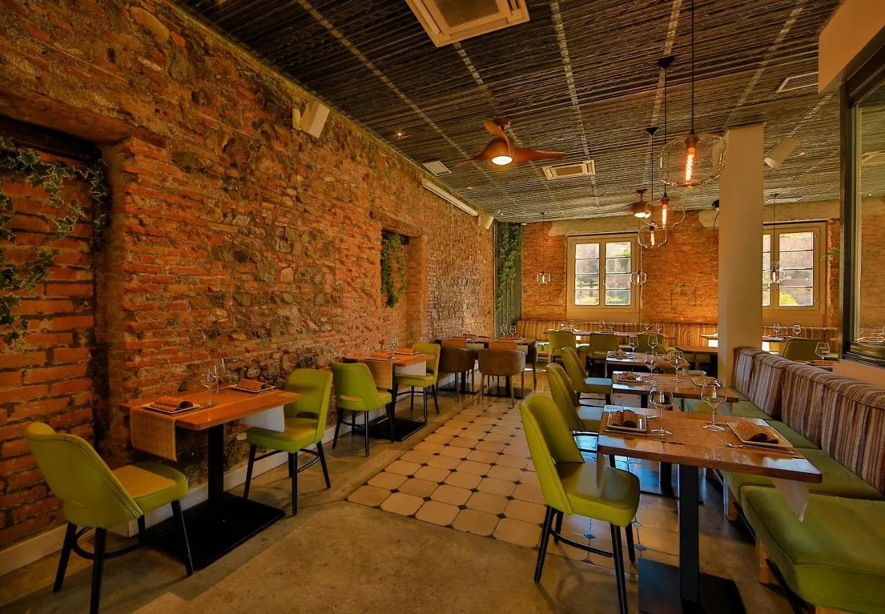 Alcazaba Premium Hostel Malaga Hotel
