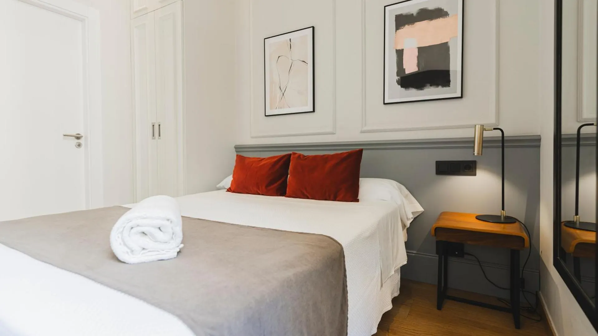 Alcazaba Premium Hostel Malaga Spain